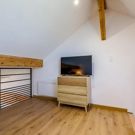 L'eveil Du Downtown Walk To The Netflix Wi-fi King Bed * Gérardmer